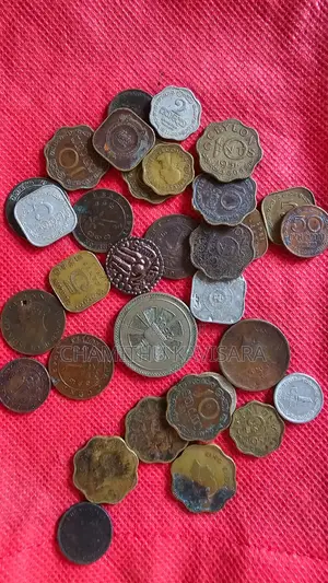 Photo - Voc Old Coin (1715)