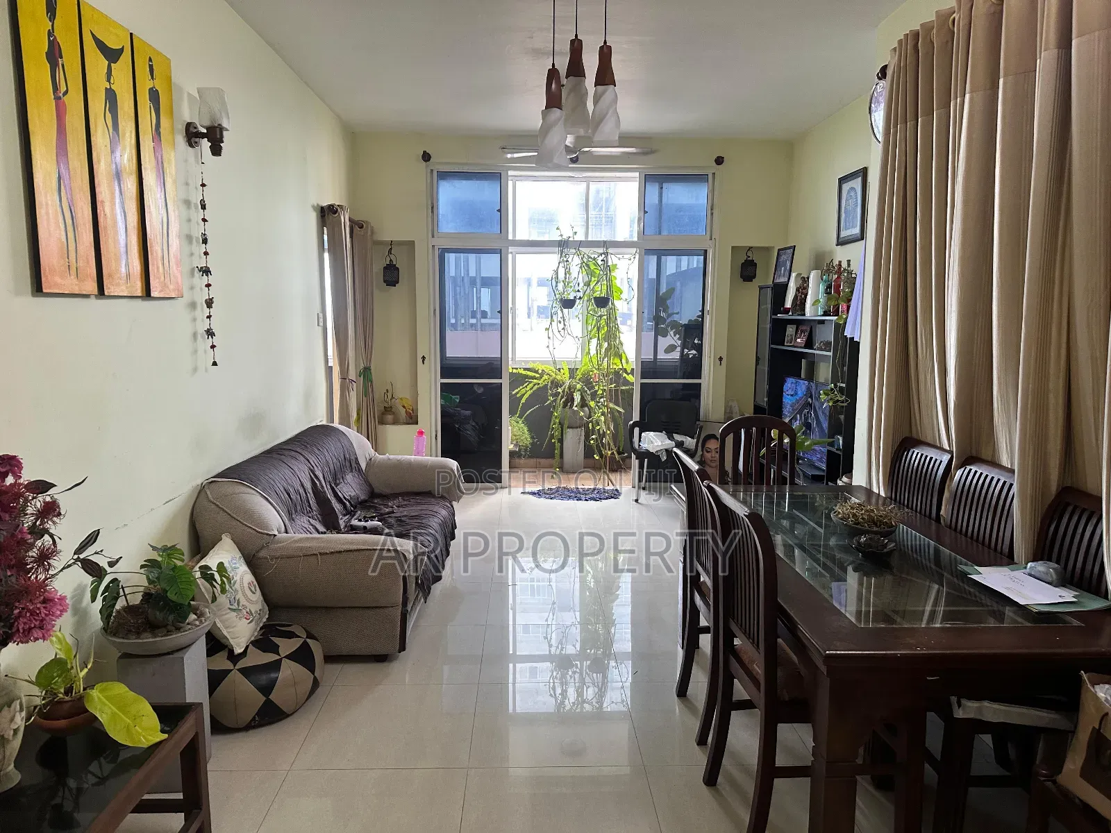 3bdrm Apartment in Colombo City for sale