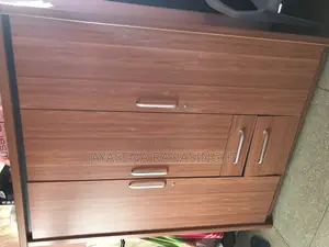 Word Robe Cloths Hanging Almaiera