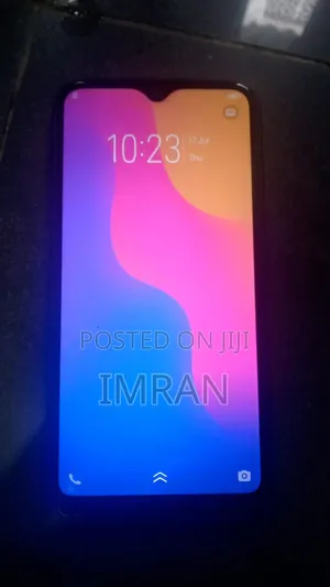 Photo - Vivo Y93 128 GB Black