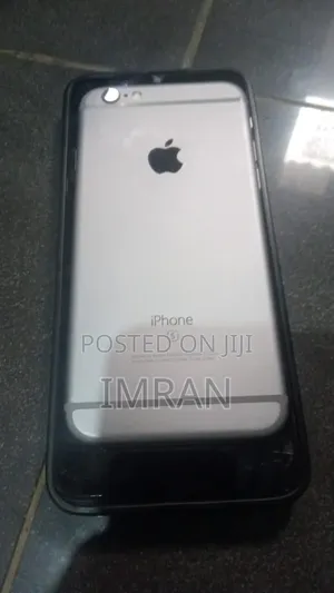 Photo - Apple iPhone 6s 32 GB Gray