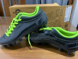 Photo - Nivia Football Boots