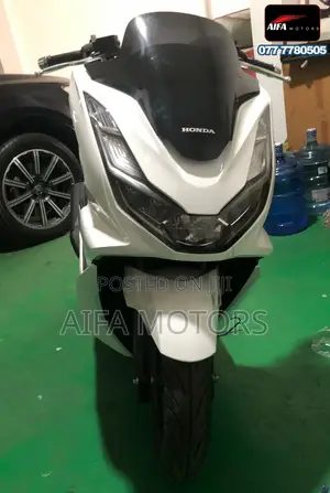 Photo - New Honda 2024 White