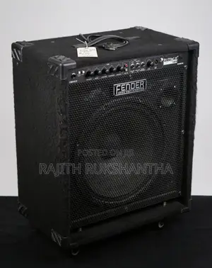 Photo - Fender Bas Amplifiers