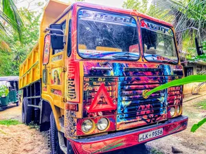 Photo - Ashok Leyland Tipper 2011