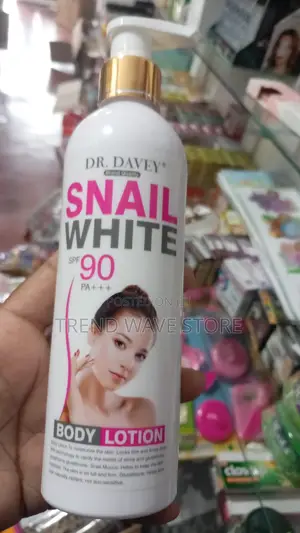 Photo - Snail White SPF 90+ Body Lotion