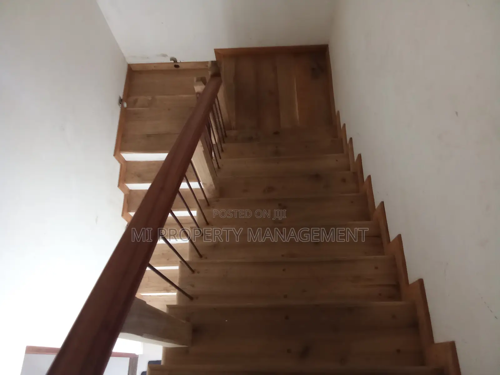 4bdrm House in M I Properties, Dehiwala for sale