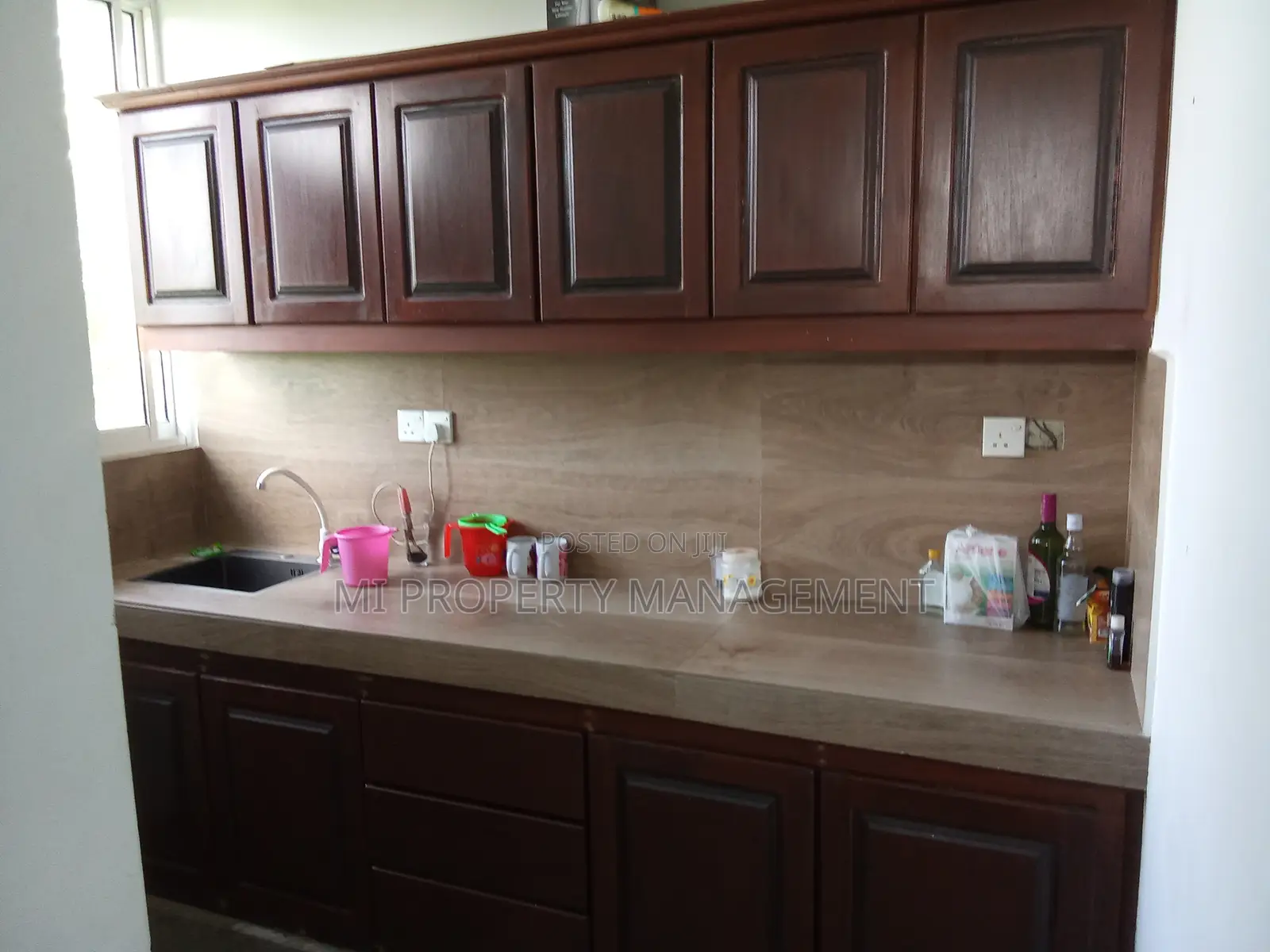 4bdrm House in M I Properties, Dehiwala for sale