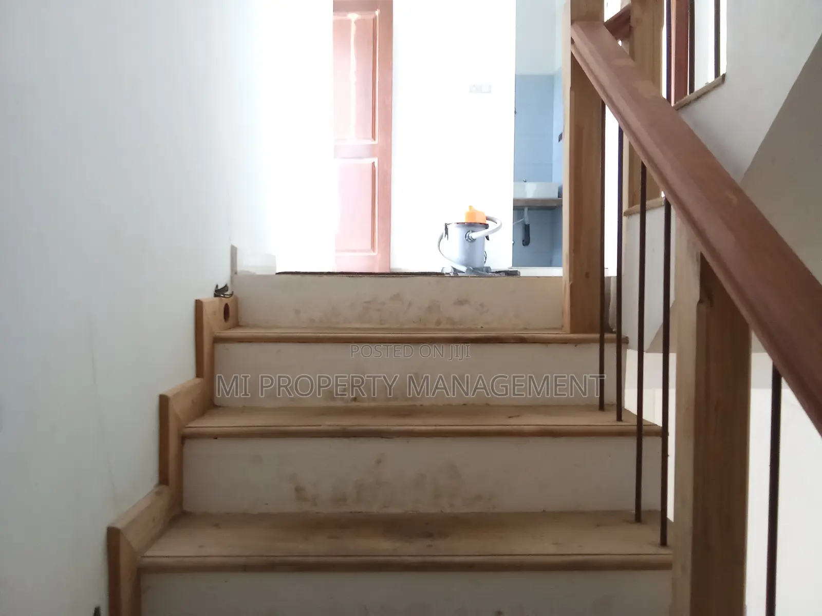 4bdrm House in M I Properties, Dehiwala for sale