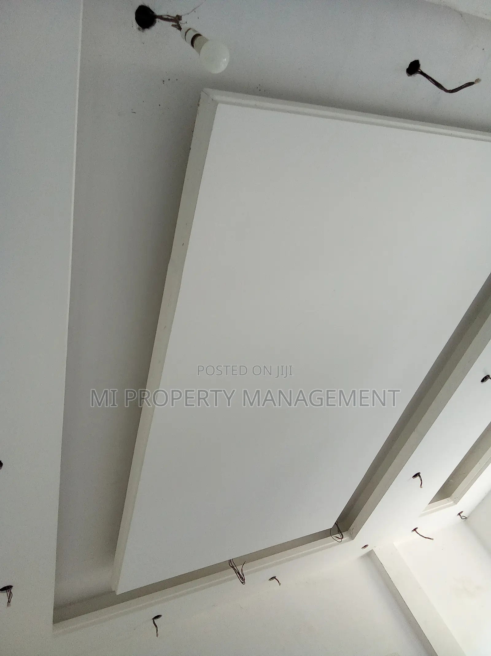 4bdrm House in M I Properties, Dehiwala for sale