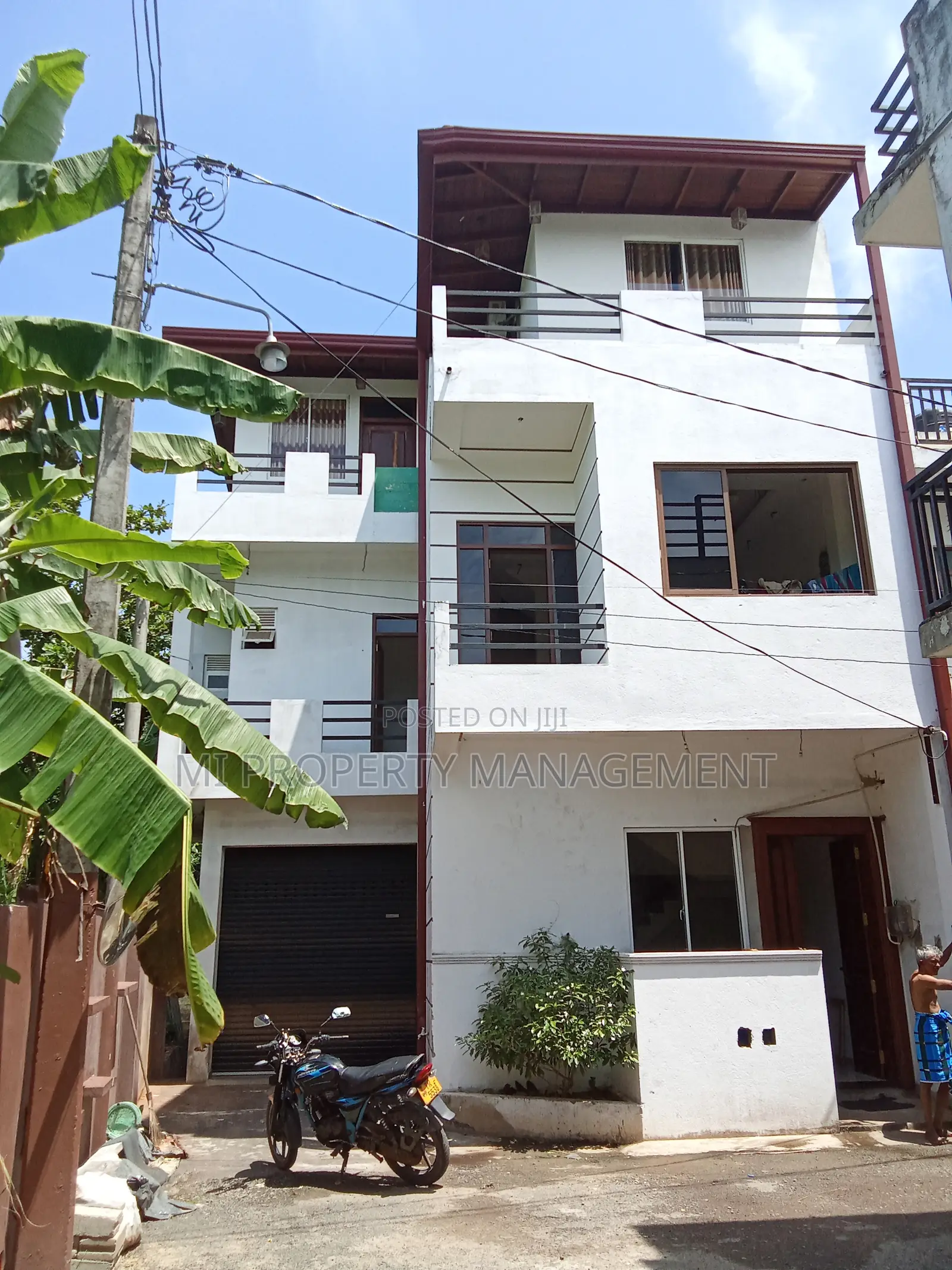 4bdrm House in M I Properties, Dehiwala for sale