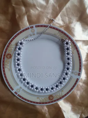 Photo - Pearl Necklace