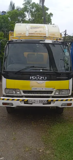 Photo - Isuzu Lorry for Sale