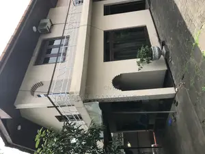 5bdrm House in Kotikawatta for sale