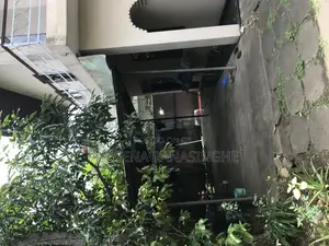 5bdrm House in Kotikawatta for sale