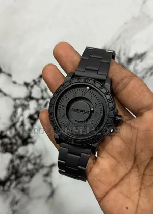 Photo - Arabic Dial Matte Chain Magnet Move Watch
