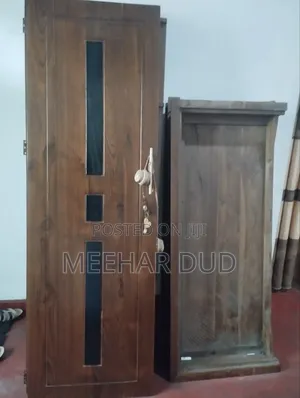 Photo - 2 Doors Open Bero