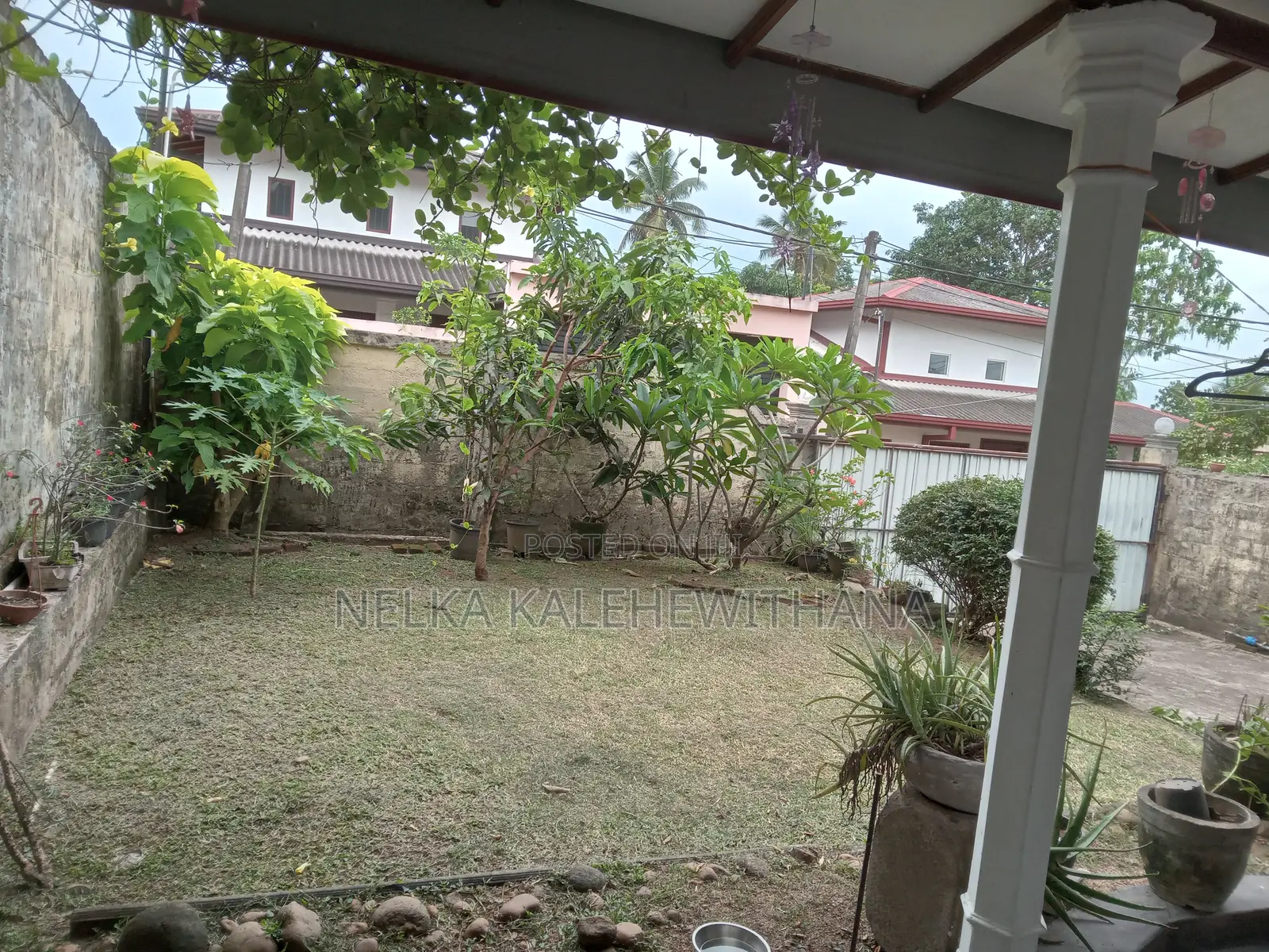 5bdrm House in Kekirideniya Road, Kaduwela for sale