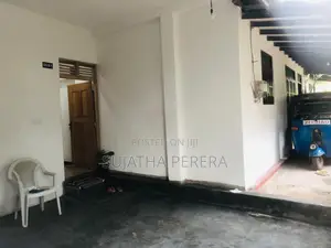 1bdrm House in Wellampitiya for rent