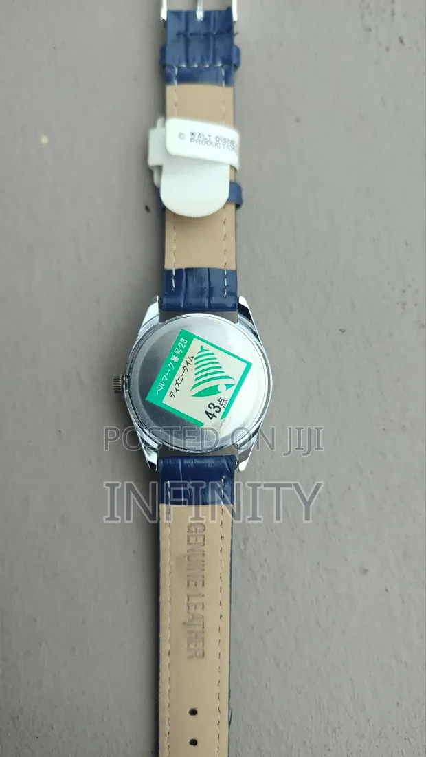 Seiko 5000-6030 Donald Duck Rare Vintage Winding Watch in