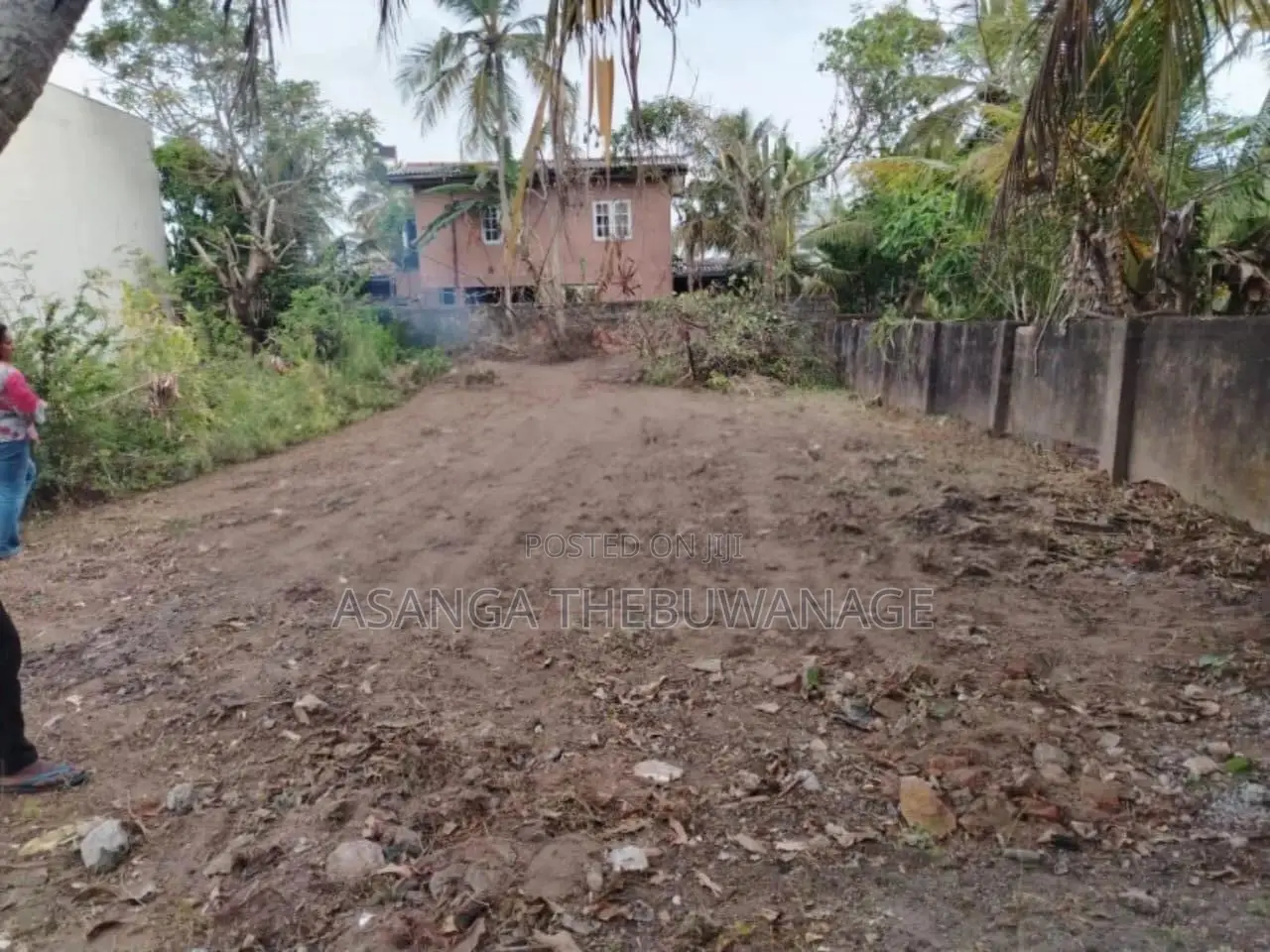 Land for Sale in Lunawa