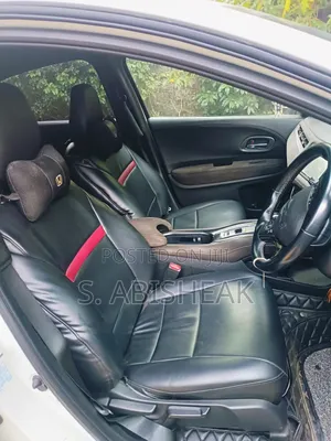 Honda Vezel 1.5 Hybrid 4WD 2018 White