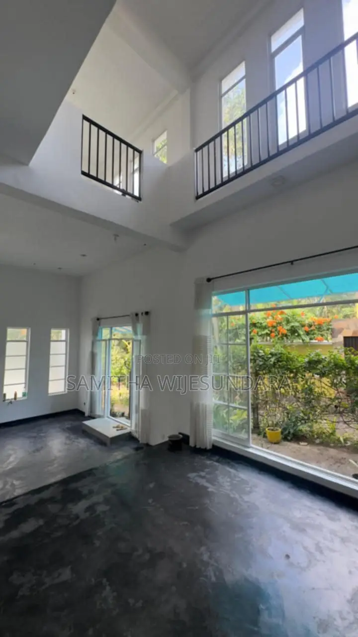 Furnished 4bdrm House in Ragama for sale