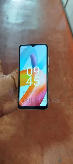 Photo - Xiaomi Redmi A2+ 32 GB Red