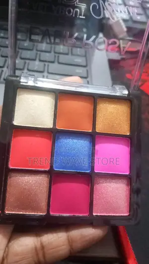 Photo - Ever Rosa a About Nude Eye Shadow