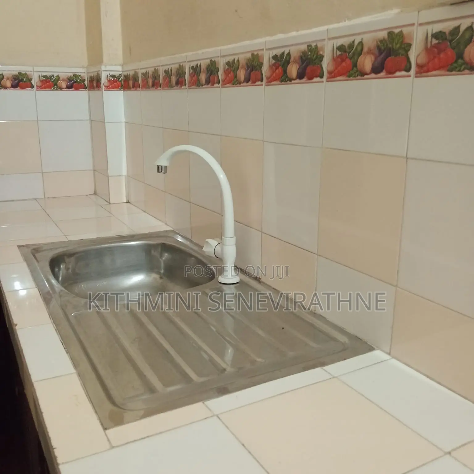 Furnished 1bdrm Room & Parlour in Maharagama for rent