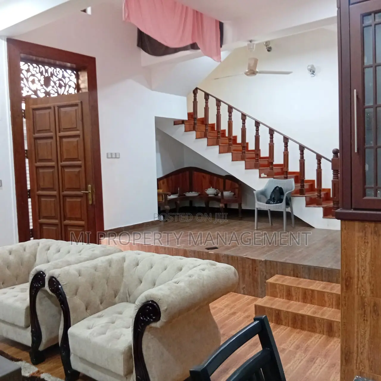 6bdrm Duplex in M I Properties, Kalubowila for sale
