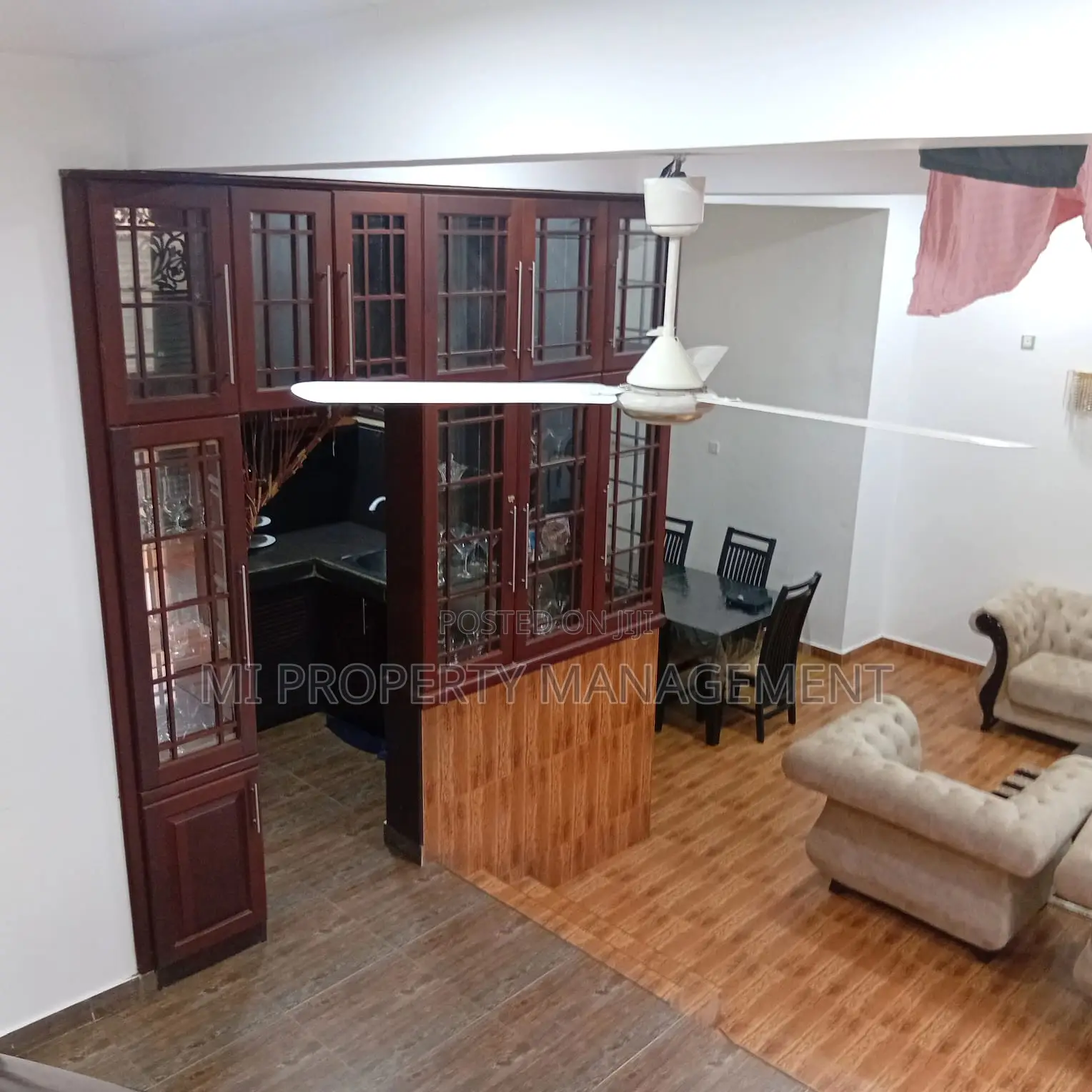6bdrm Duplex in M I Properties, Kalubowila for sale