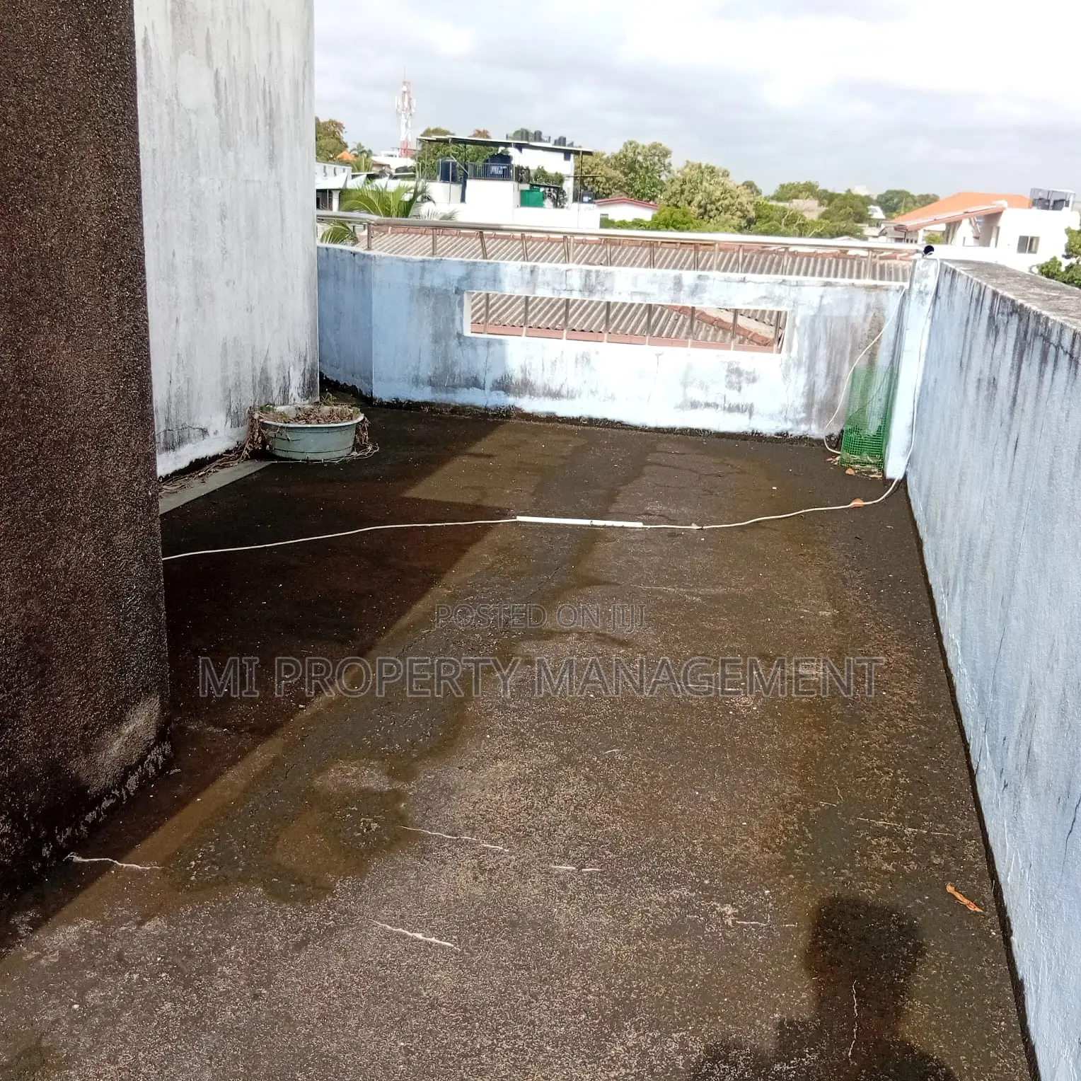 6bdrm Duplex in M I Properties, Kalubowila for sale