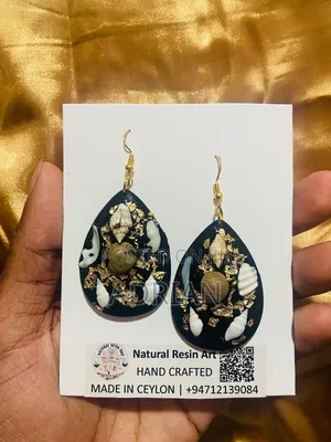 Photo - Handmade Resin Earrings Seashells Gold Unique Drop Earrings Jewelry