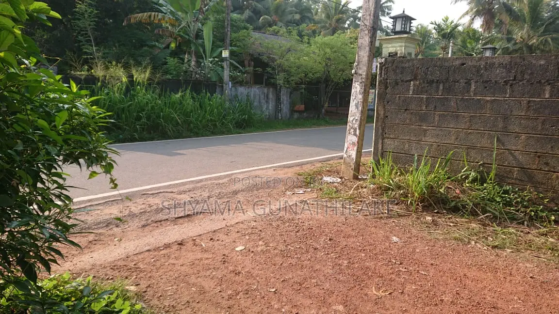 Land With House for Sale in Welmilla
