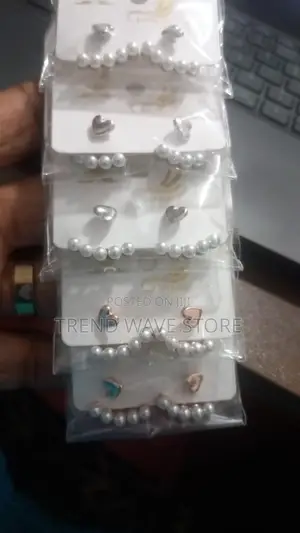 Photo - Ladies Earing