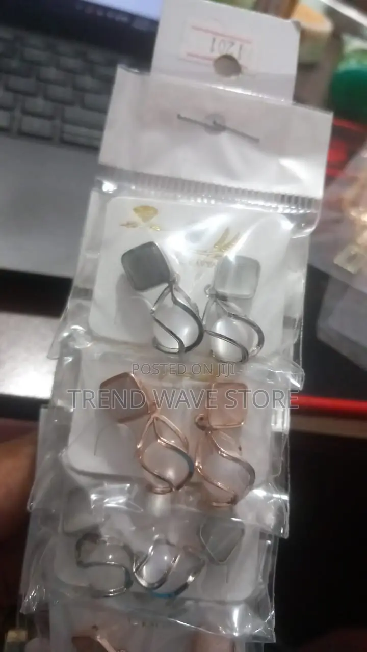 Ladies Earing