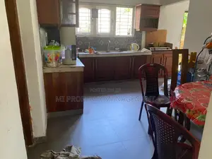 4bdrm House in M I Properties, Dehiwala for rent