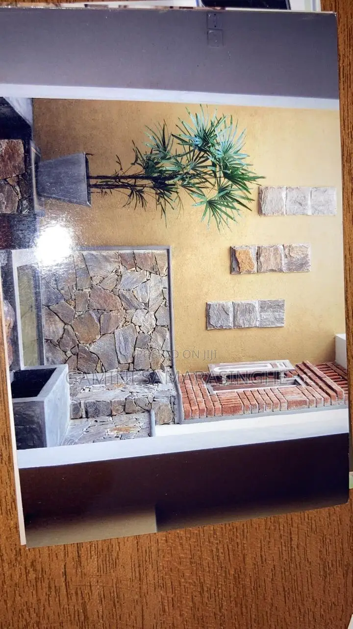 5bdrm House in Ranweli Place, Gampaha City for sale