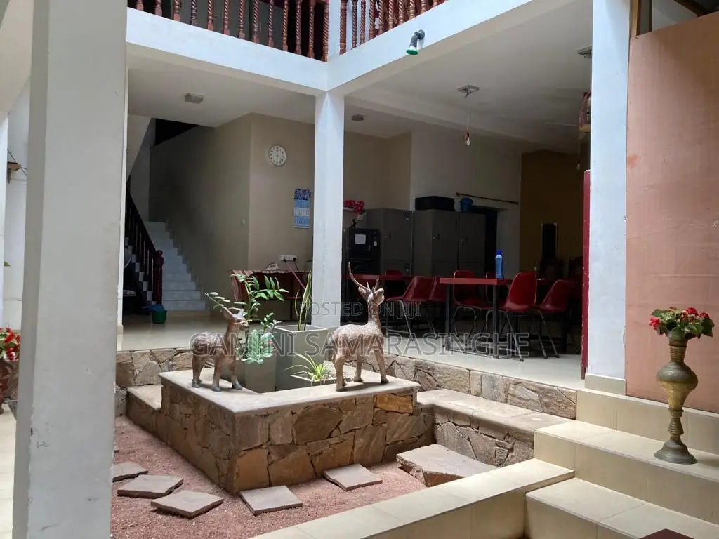 5bdrm House in Ranweli Place, Gampaha City for sale