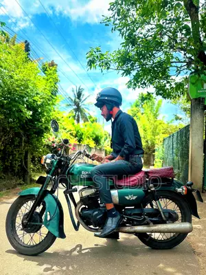 Photo - Honda 1984 Green