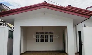 3bdrm House in Gorakana, Moratuwa for sale