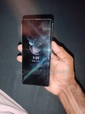 Photo - Vivo V29 256 GB Black