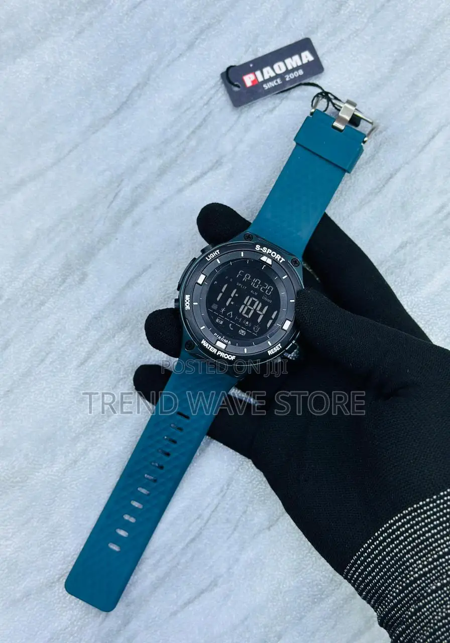Pioma Sports Digital Watch