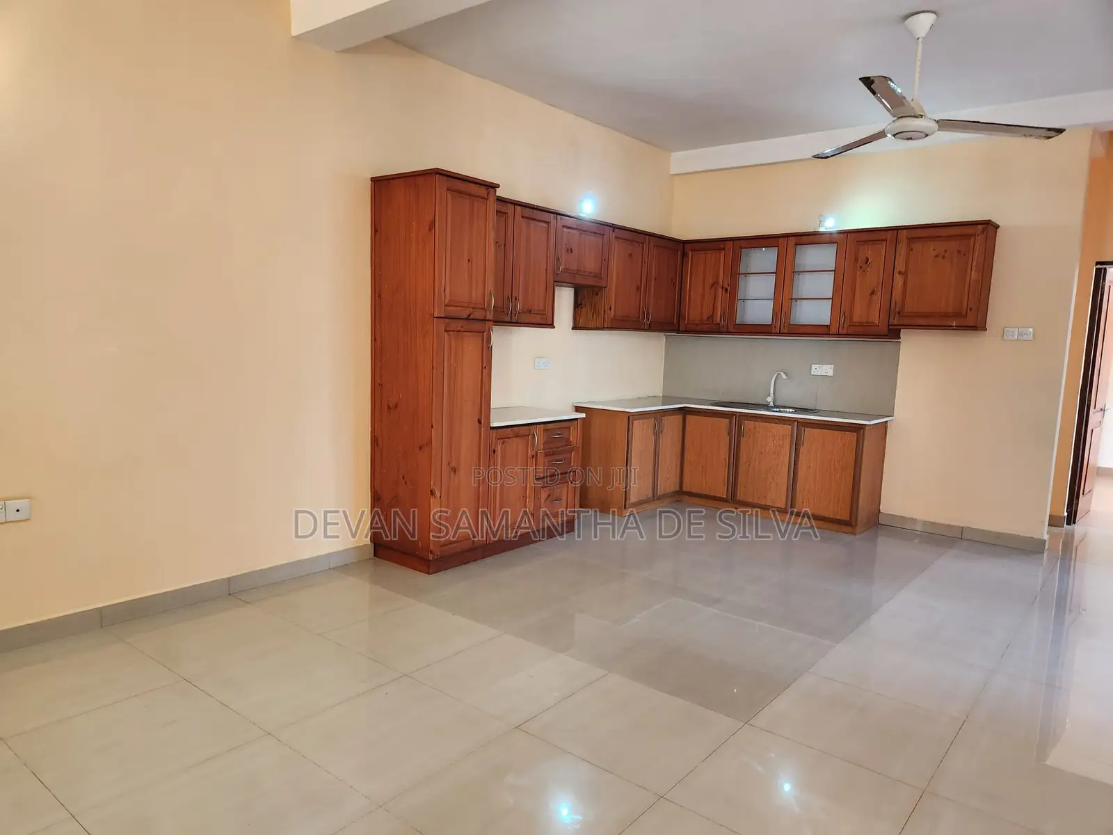 5bdrm Apartment in Ratmalana for sale