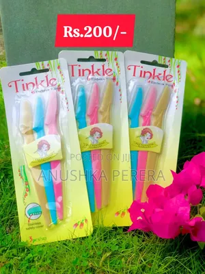 Photo - Tinkle Eyebrow Rezor