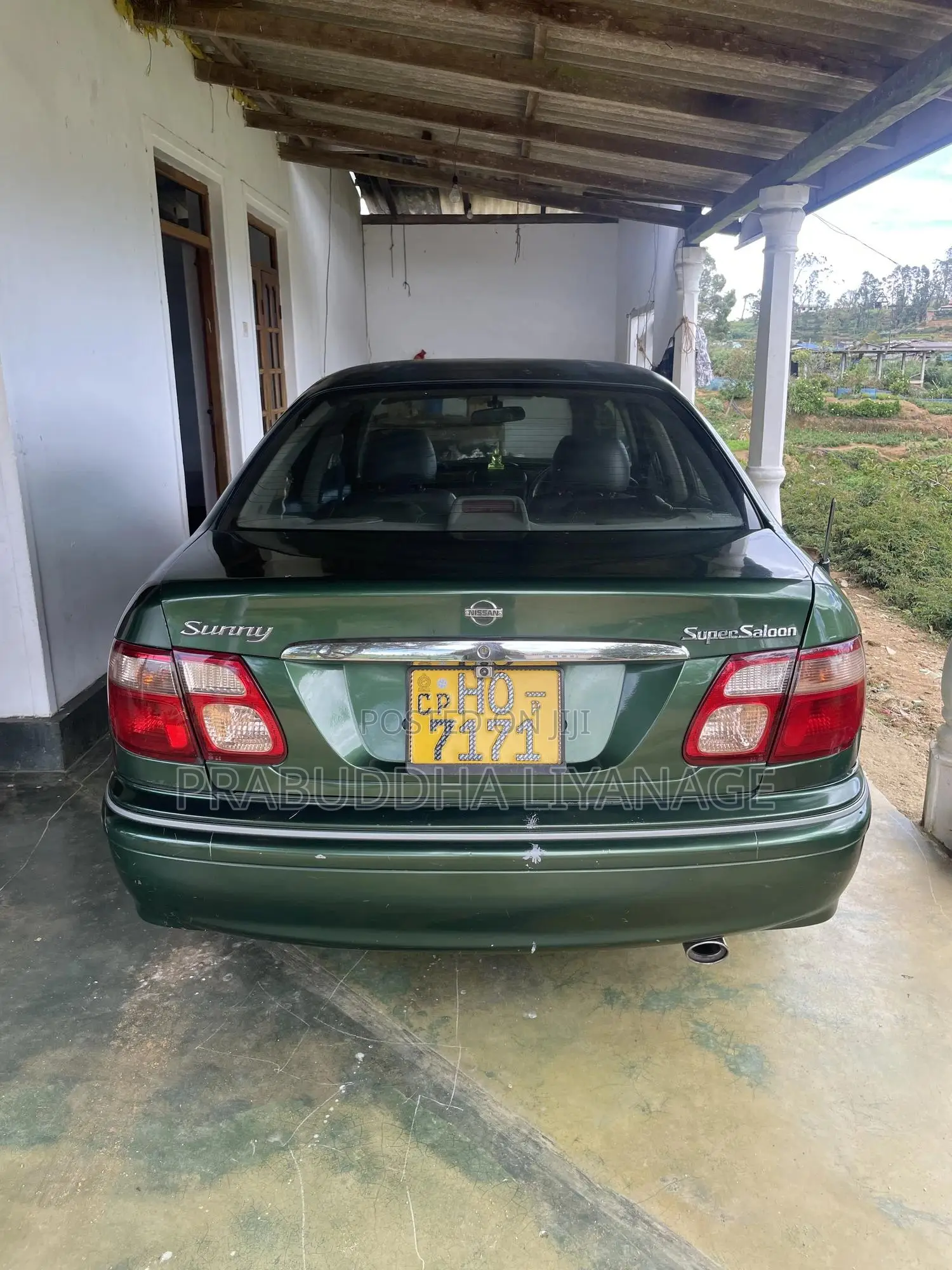 Nissan Sunny 2000 Green