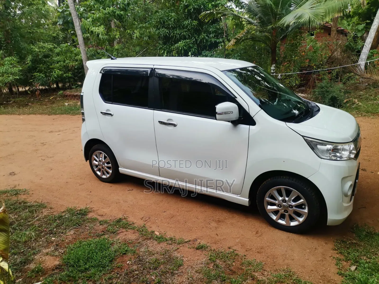 Suzuki Wagon R 660 Hybrid AWD 2014 White