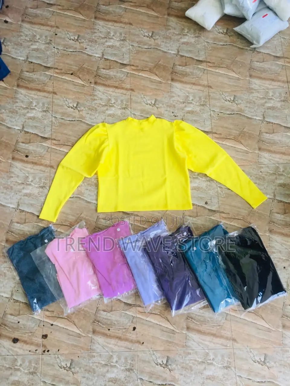 Rib Gedaring Sleeve Crop Top