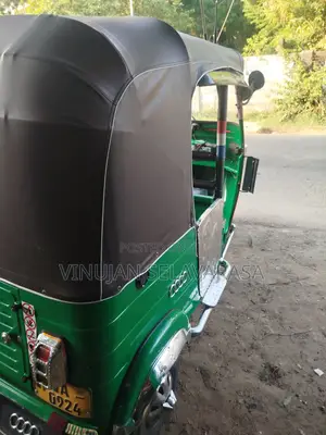 New AITO M8 2025 Black